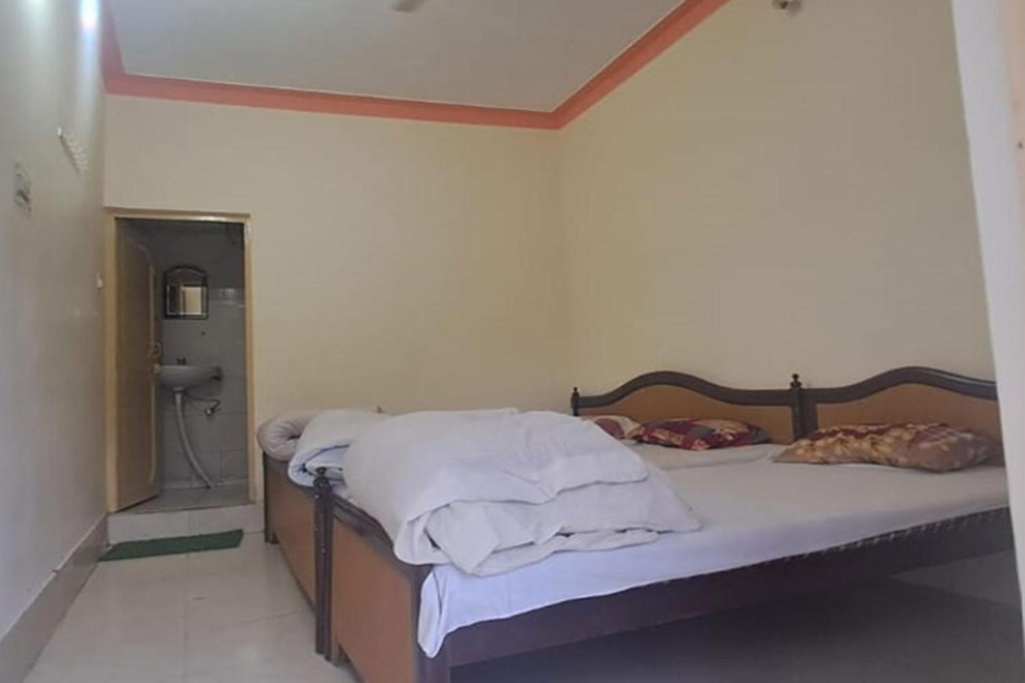 Shivalik Guest House By Stayapart Gupta Kashi ภายนอก รูปภาพ